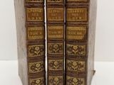un lot de quatre livres anciens ornés de dorures