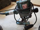 a machine that is sitting on a table in a room