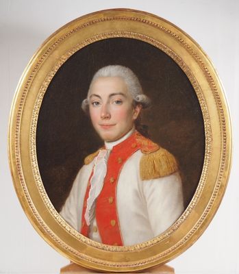 portrait d'un homme en uniforme rouge et blanc, dans un cadre doré