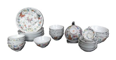 a picture of a set of porcelain dishes and bowls
