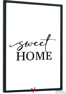 une affiche en noir et blanc sur laquelle on peut lire « sweet home »