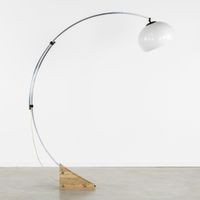 Lampe à bras articulé italienne, en métal chromé, plexiglas … (photo 6)