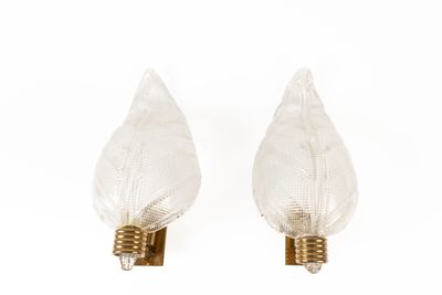 paire d'appliques murales en verre en forme de feuilles