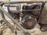 a small engine that is sitting on the ground