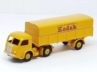 DINKY FRANCE réf 32AJ camion semi-remorque bâché "KODAK, fil…