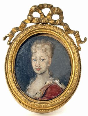 portrait d'une jeune fille en robe rouge, dans un cadre doré