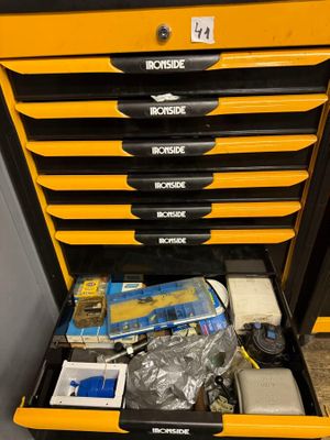 Servante d'outillage IRON SIDE 7 tiroirs avec outillage - Photo 1