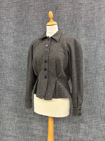 GEORGES RECH Paris – Blazer en laine à manches raglan noir et bei...