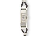 une photo d'une montre-bracelet avec un bracelet en cuir
