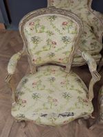 Paire de bergères et paire de fauteuils en cabriolet en bois… (photo 3)