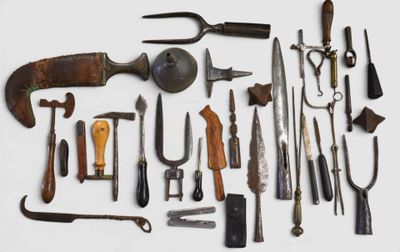 many different types of tools that are on the table