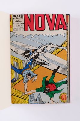 une image d'une bande dessinée avec la photo d'un homme en couverture