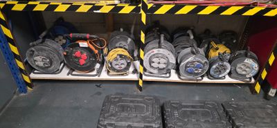 de nombreux types de roues différents en rayon