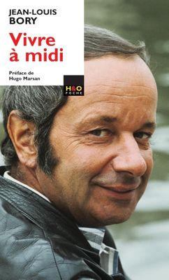 la couverture d'un livre sur laquelle figure un homme vêtu d'une veste en cuir
