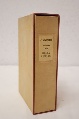 VOLTAIRE : Candide. Illustrations de Henry LEMARIE. Paris, Editio...