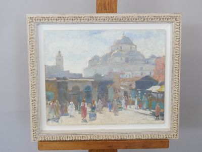 une peinture à l'huile représentant une scène de rue avec une église à l'arrière-plan
