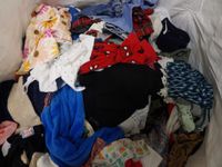 Palette de 500 vêtements ENFANT d'occasion. (photo 2)