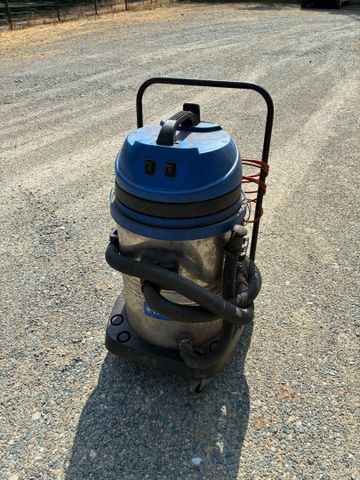 Aspirateur industriel NILFISK