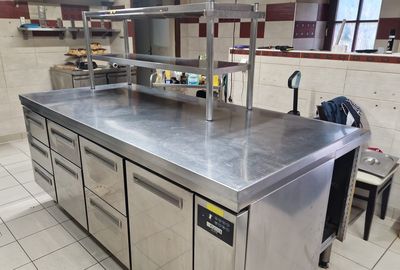 Tour réfrigéré en inox AFINOX à 7 tiroirs et 1 porte 213x70 cm - dessu - Photo 1