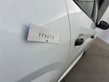 a sticker on the side of a car that says vapouro