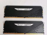two black ram modules are sitting on top of each other