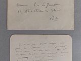 deux vieilles enveloppes contenant des lettres manuscrites et portant un timbre