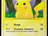 une photo d'une carte Pokémon sur laquelle figure un Pikachu