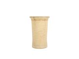 un petit vase avec un socle en bois sur fond blanc