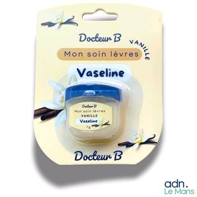 une photo d'un pot de crème sur lequel est représentée une gousse de vanille