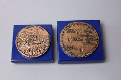 MONNAIE DE PARIS Deux médailles plates - Photo 1