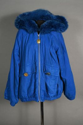 GIANFRANCO FERRE. Blouson bleu électrique à capuche gansée d…