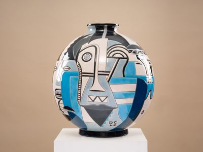 LONGWY "Totems" Vase boule coloniale en faïence émaillée pol…