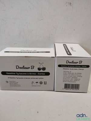 deux boîtes de comprimés de vitamines B du Docteur B posées sur une table