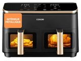 un gros plan d'une friteuse à air chaud contenant des aliments