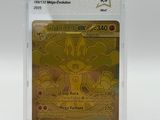 gros plan d'une carte pokemon dans un étui en plastique