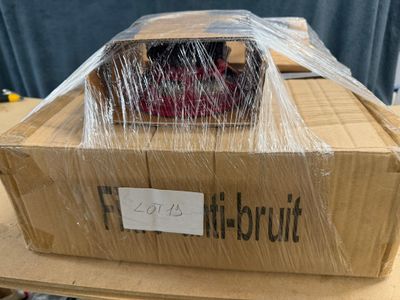 Lot de 4 haut-parleurs neufs comprenant :1 VEG PW130 / 1 Bey…