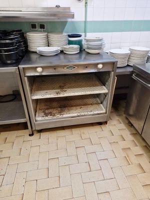 Chauffe plats CAPIC inox filaire à deux niveaux sans portes …