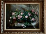 une peinture de fleurs dans un vase sur une table