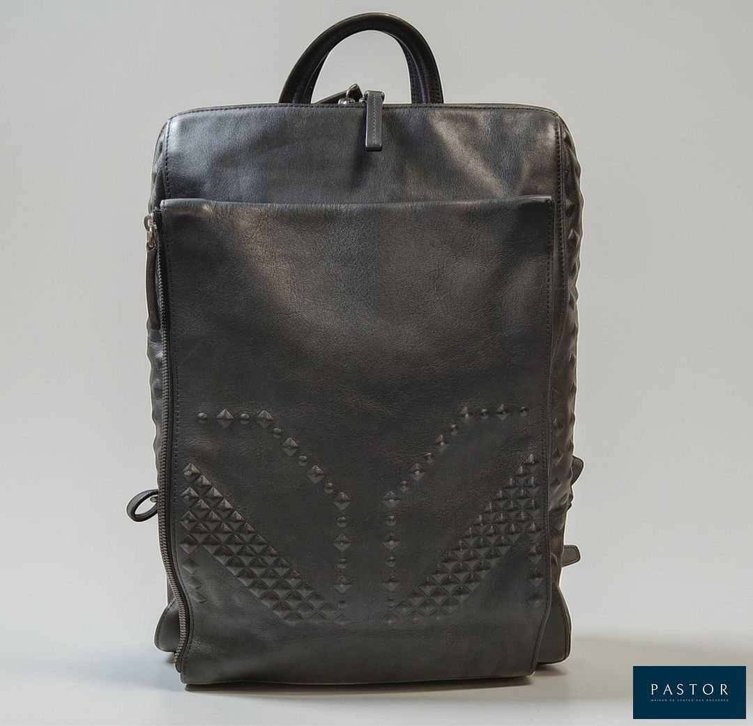 Objets d'art & Curiosités