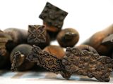 a pile of metal objects that are on a table