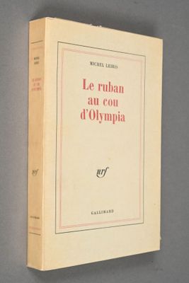 the cover of the book le ruban au cou d ' olympia