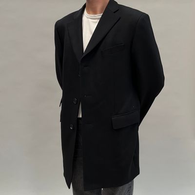 cette image peut contenir des vêtements, des vêtements, des vêtements, des vêtements, des vêtements, des vêtements, des vêtements, des vêtements, des vêtements, des vêtements, des vêtements, des vêtements, des vêtements, des vêtements,