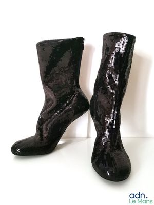 Alexander McQueen Bottines "Shard Wedge Boots" en cuir recou…