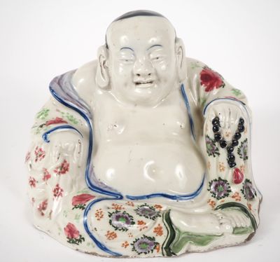Chine, vers 1900 Statuette en biscuit et émaux polychrome, r…