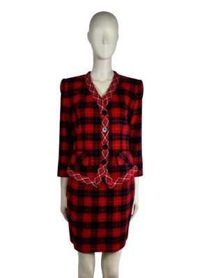 red and black plaid dress on mannequin mannequin mannequin mannequin mannequin mannequin mannequin mannequin manne