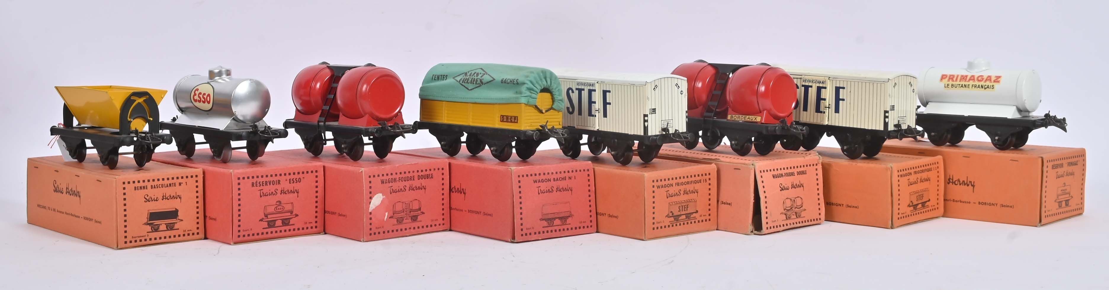 Objets d'art & Curiosités