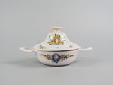 an image of a white and blue bowl with a lid