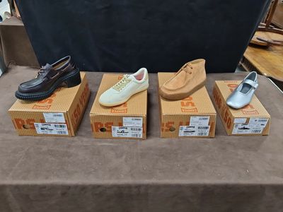 Lot de 4 paires de chaussures femme de marques CAMPER en 36 …