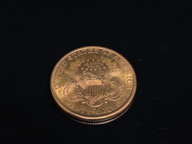 Pièce de monnaie en or à valeur faciale de vingt dollars Liberty ...