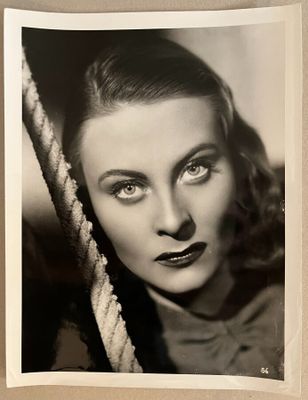 Photographe inconnu. Michèle Morgan, Le Quai des brumes, 193…